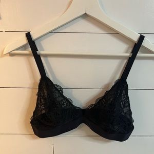 Lively black bralette